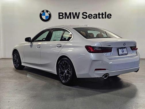 2026 BMW 330 xDrive NA