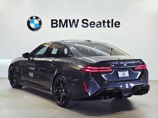2025 BMW M5 Base