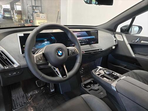 2026 BMW iX xDrive60