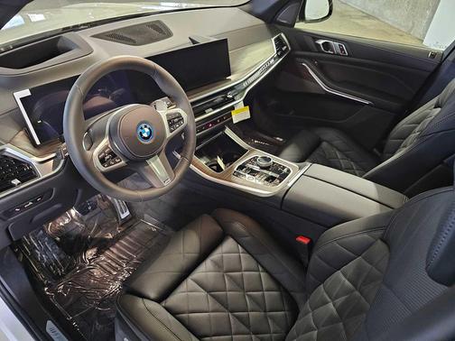 2026 BMW X5 PHEV xDrive50e