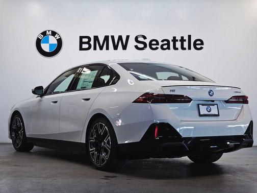 2026 BMW i5 xDrive40