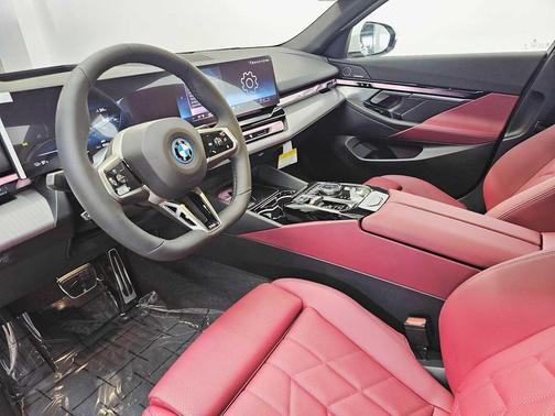 2026 BMW i5 xDrive40