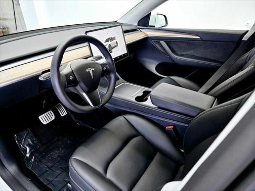 2023 Tesla Model Y Performance Dual Motor All-Wheel Drive