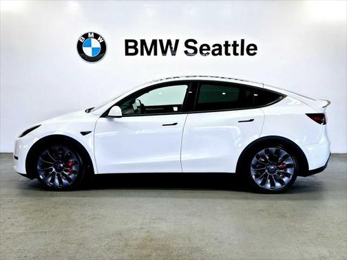 2023 Tesla Model Y Performance Dual Motor All-Wheel Drive