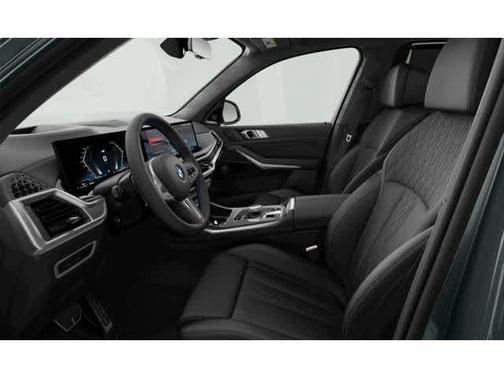 2026 BMW X7 M60i