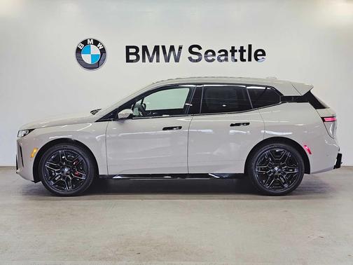 2026 BMW iX xDrive45