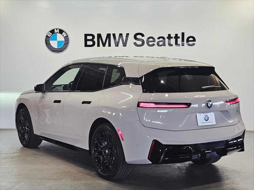 2026 BMW iX xDrive45