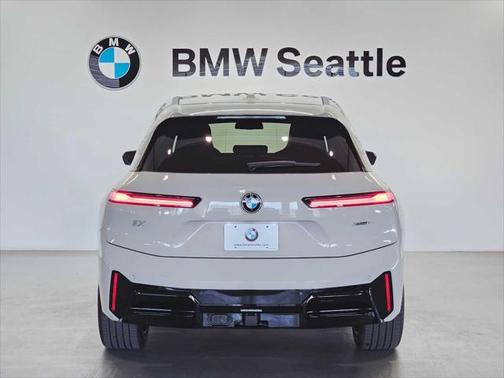 2026 BMW iX xDrive45
