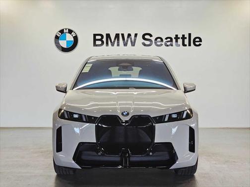 2026 BMW iX xDrive45