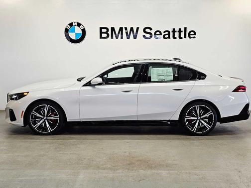 2026 BMW 540 i xDrive