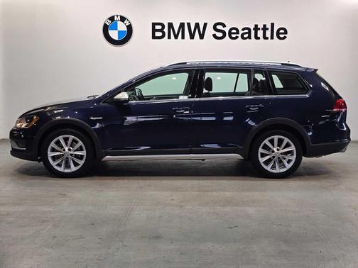 2017 Volkswagen Golf Alltrack TSI SE