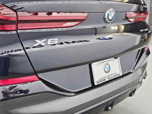 2021 BMW X6 xDrive40i