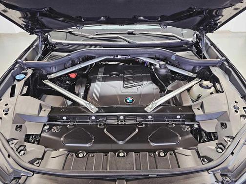 2021 BMW X6 xDrive40i
