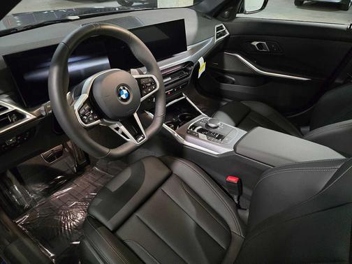 2026 BMW 330 xDrive NA