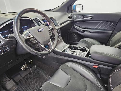 2019 Ford Edge ST