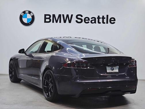 2021 Tesla Model S Plaid