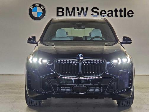 Carbon Black Metallic 2026 BMW X5 PHEV xDrive50e
