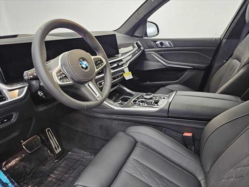 2026 BMW X7 M60i