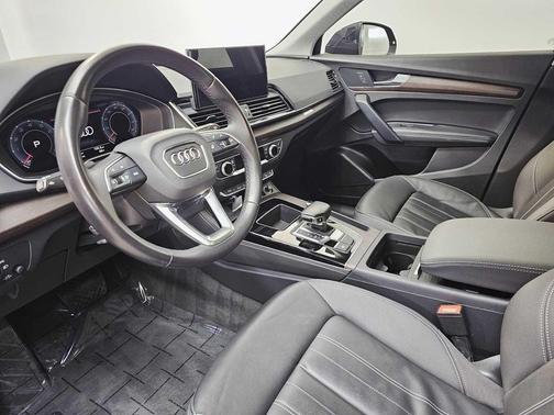 2021 Audi Q5 45 Premium Plus