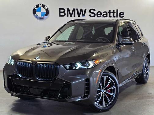 Manhattan Green Metallic 2026 BMW X5 PHEV xDrive50e SUV