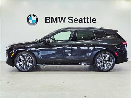 2026 BMW iX xDrive45
