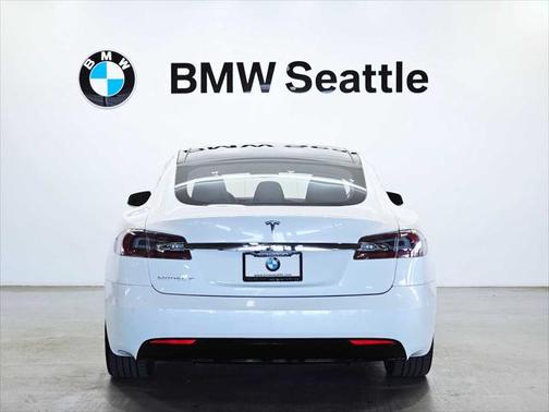 2016 Tesla Model S 75D