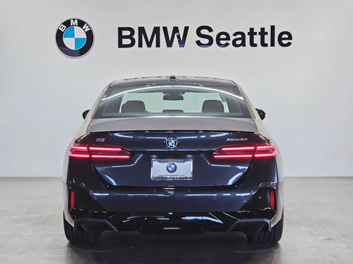 2026 BMW i5 xDrive40