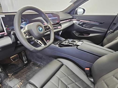 2026 BMW i5 xDrive40