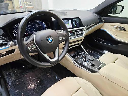 2021 BMW 330e Base