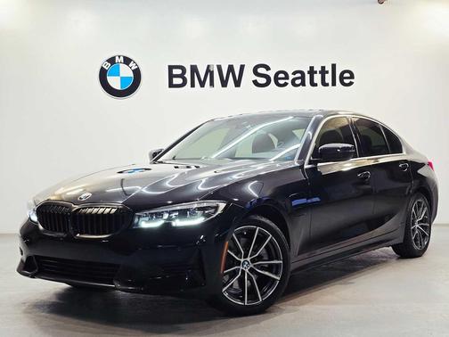 2021 BMW 330e Base