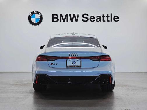 2023 Audi RS 7 4.0T