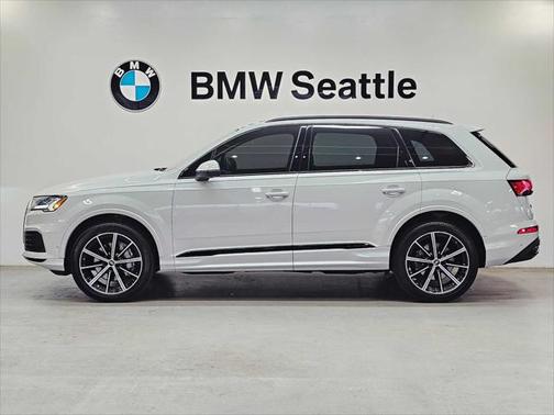 2023 Audi Q7 55 Premium Plus