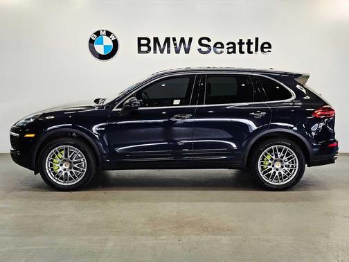 2017 Porsche Cayenne S
