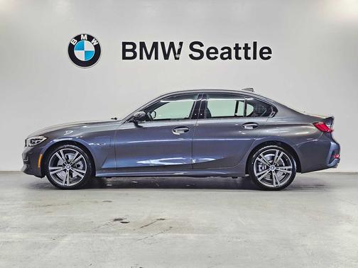 2022 BMW 330e Base