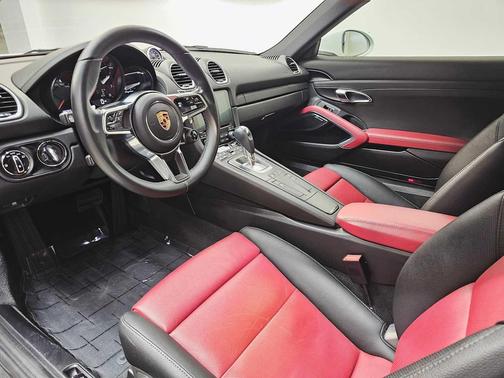 2018 Porsche 718 Cayman Coupe