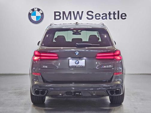 2026 BMW X5 M60i