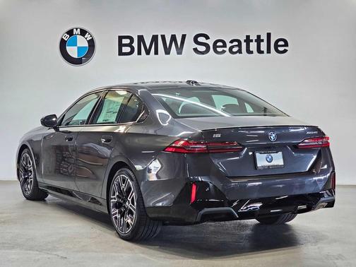 2026 BMW i5 xDrive40