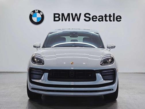 2024 Porsche Macan S