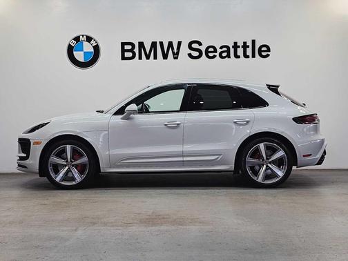2024 Porsche Macan S