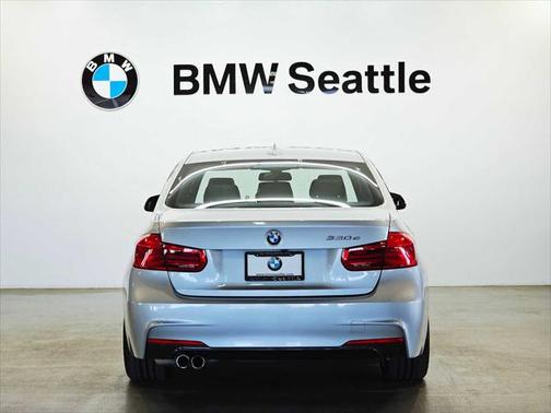 2018 BMW 330e iPerformance