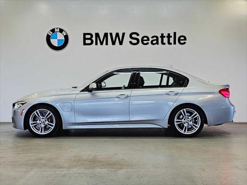 2018 BMW 330e iPerformance