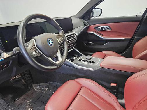 2023 BMW 330e Base