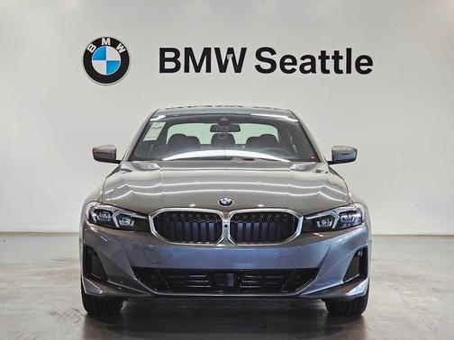 2025 BMW 330 i xDrive
