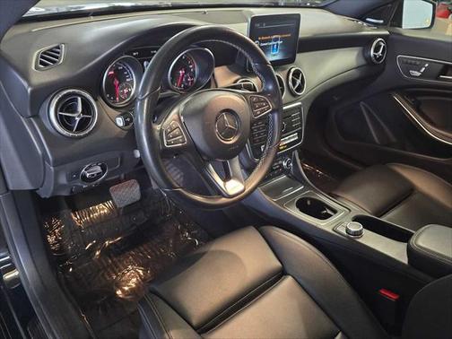 2017 Mercedes-Benz CLA 250 Base