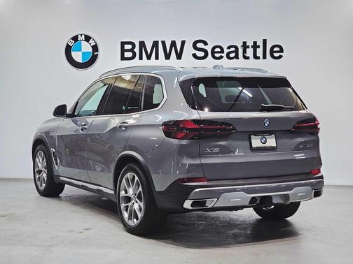 2026 BMW X5 PHEV xDrive50e