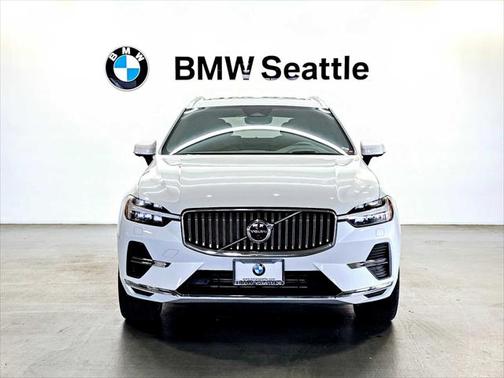 2022 Volvo XC60 Recharge Plug-In Hybrid T8 Inscription Expression