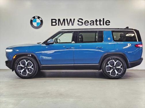 2024 Rivian R1S Adventure