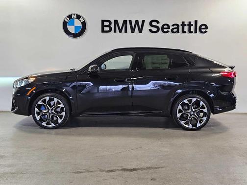 Black Sapphire Metallic 2026 BMW X2 xDrive28i