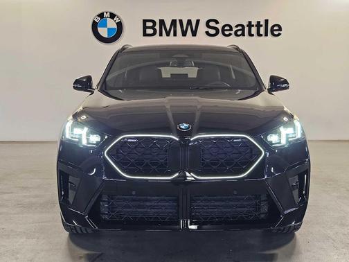 Black Sapphire Metallic 2026 BMW X2 xDrive28i