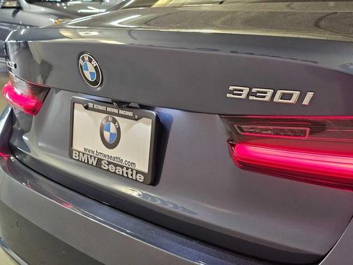 2025 BMW 330 xDrive